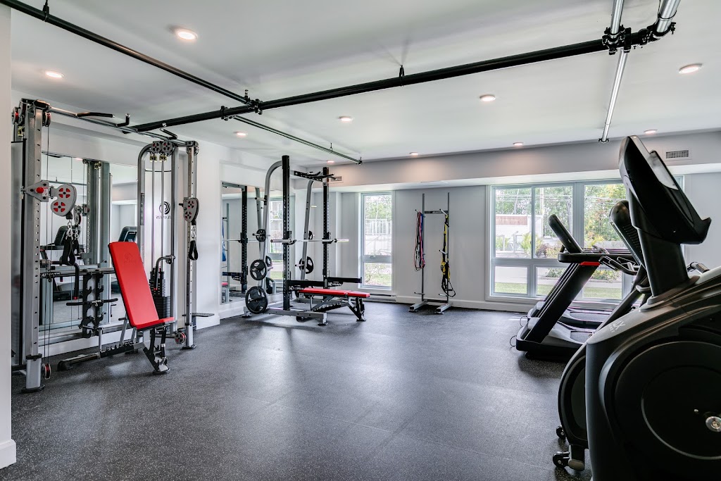 Le Topaz | 1555 Boul. Laval, Laval, QC H7S 0A4, Canada | Phone: (514) 252-2952