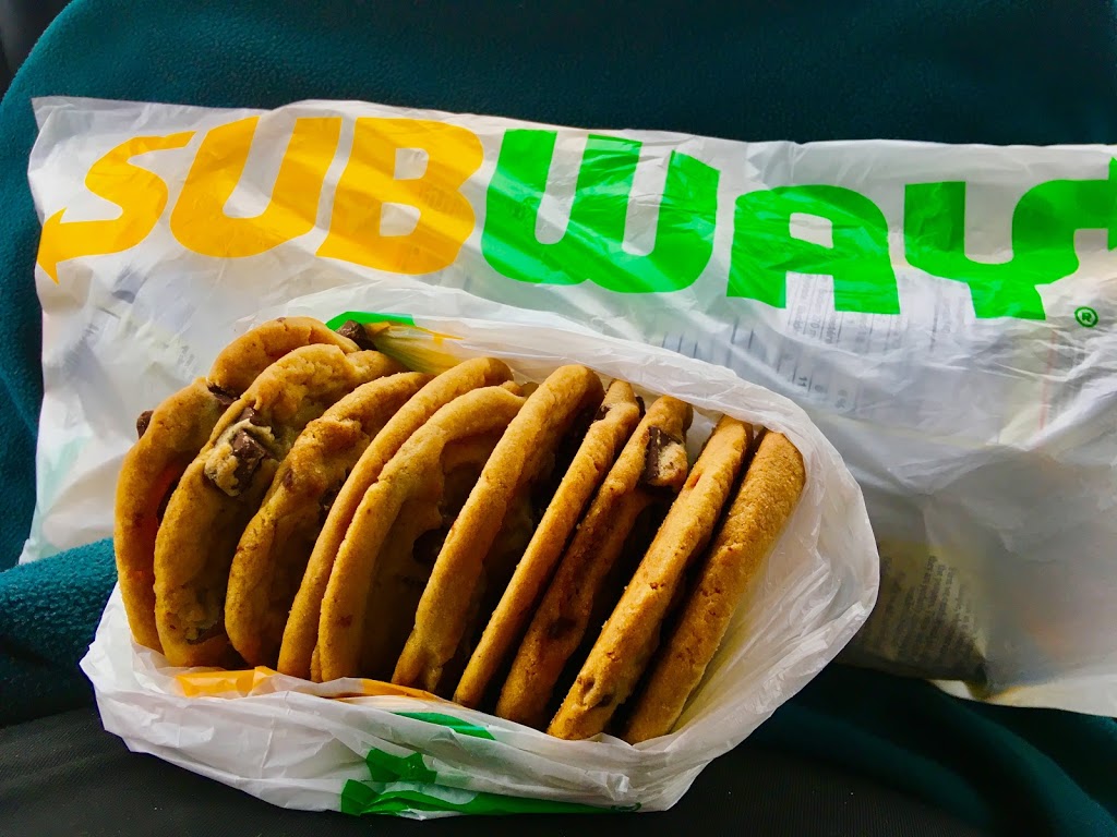 Subway | Quebec Canada, 438 Boulevard Saint-Joseph, Gatineau, QC J8Y 3Y7, Canada | Phone: (819) 771-6450