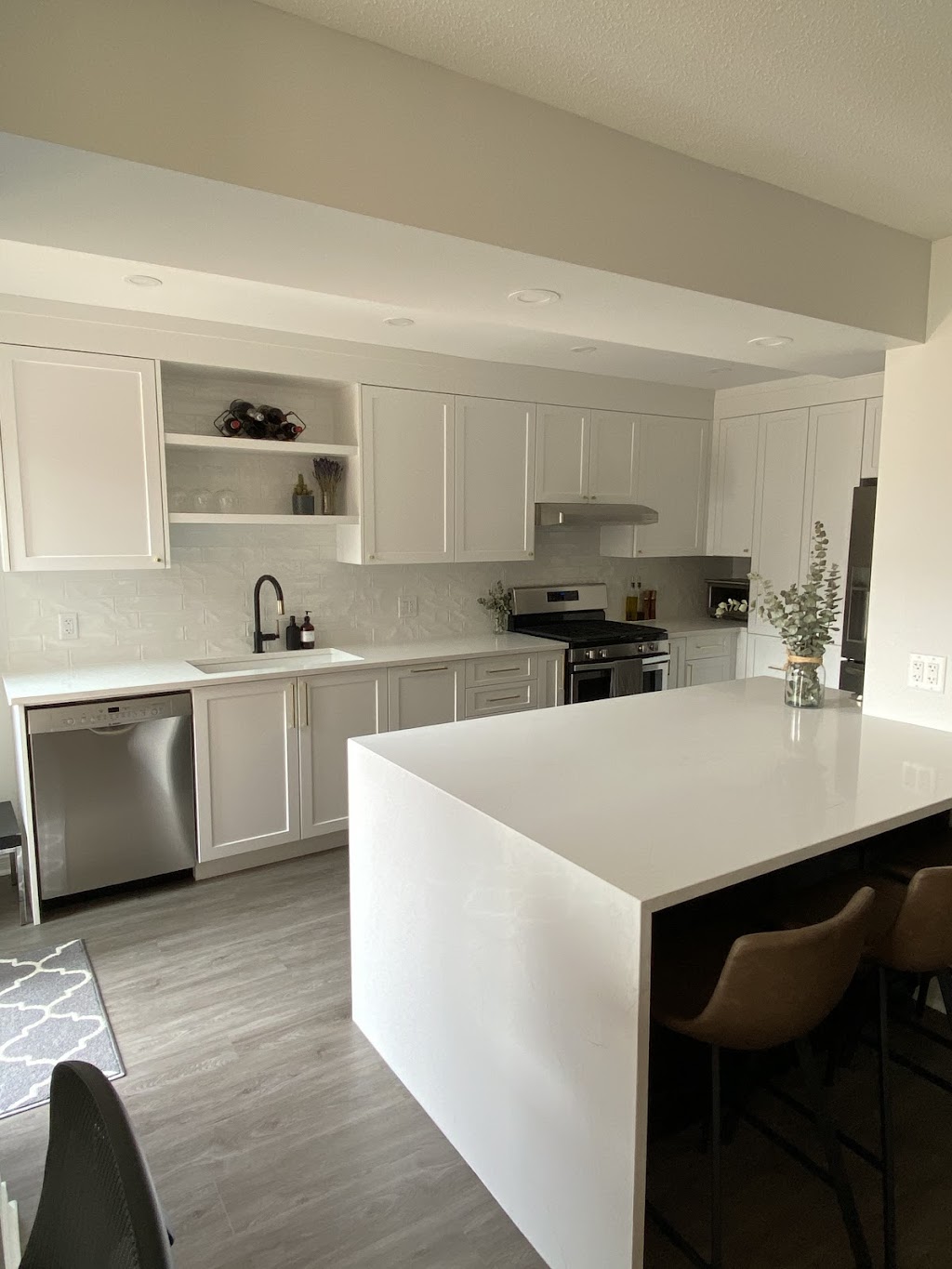 Ottawa Installers | 7376 Blue Water Cres, Ottawa, ON K4P 0C6, Canada | Phone: (613) 898-3999
