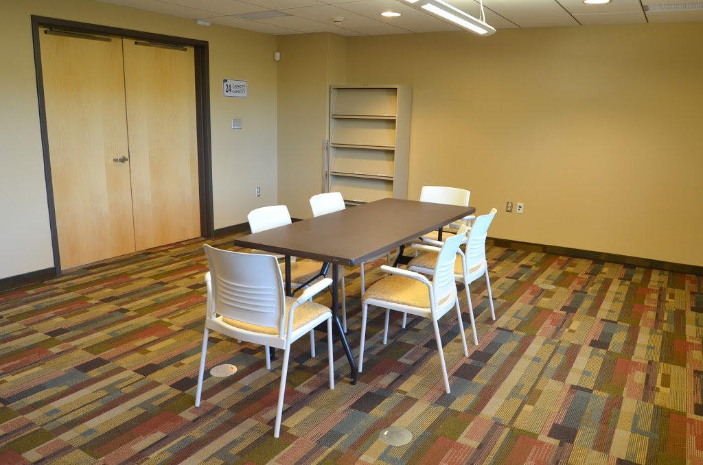 Ottawa Public Library - Greely | 1448 Meadow Dr, Greely, ON K4P 1B1, Canada | Phone: (613) 580-2940