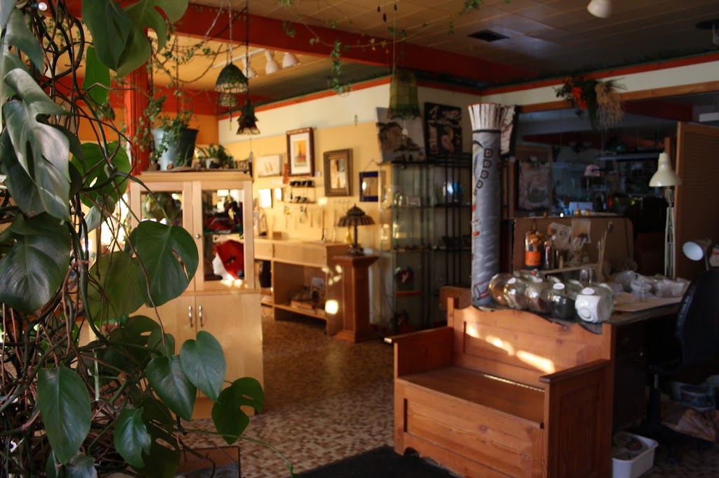 Atelier Eco-Art | 182 QC-138, Forestville, QC G0T 1E0, Canada | Phone: (418) 587-4373