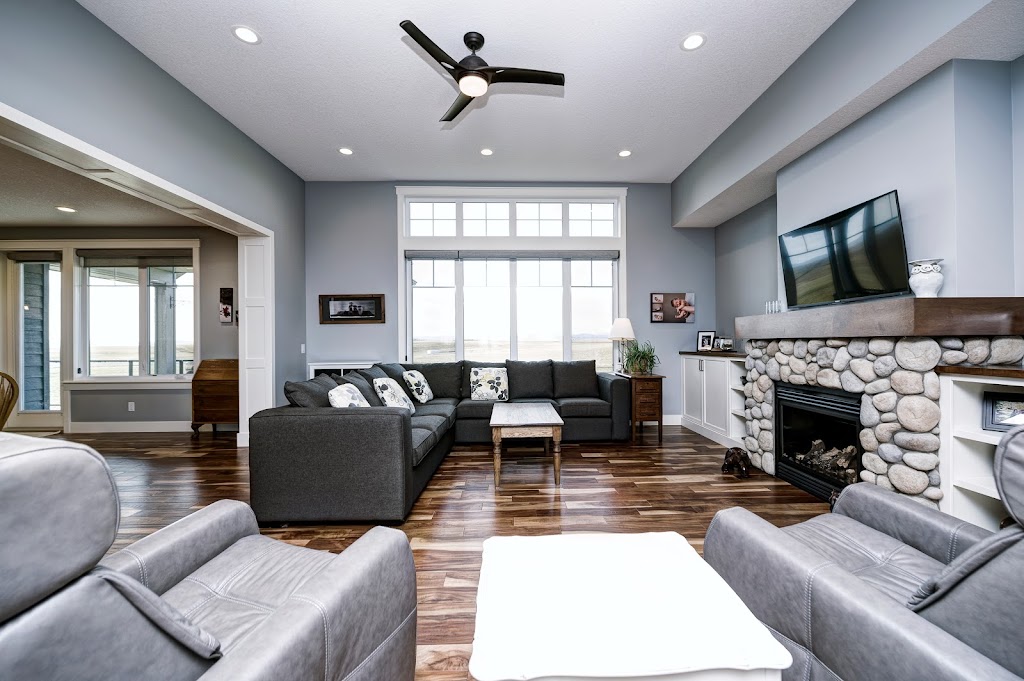 Fine Line Homes | 378016 81 St E, Okotoks, AB T1S 0E8, Canada | Phone: (403) 991-3463