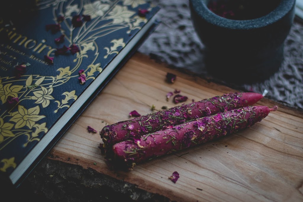 Roots and Arrow | 1324 Yearley Rd, Sprucedale, ON P0A 1Y0, Canada | Phone: (705) 380-0969