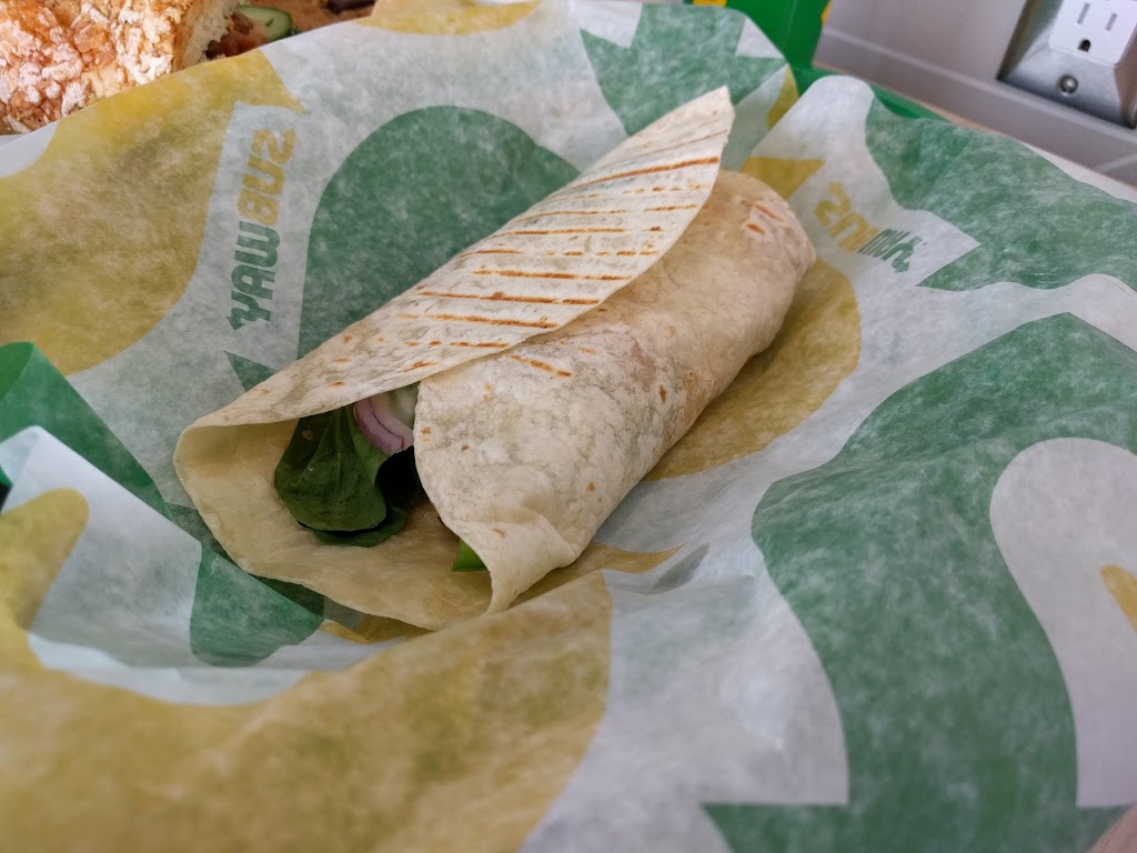 Subway | 309 Amirault St Unit 2, Dieppe, NB E1A 1G1, Canada | Phone: (506) 383-1432