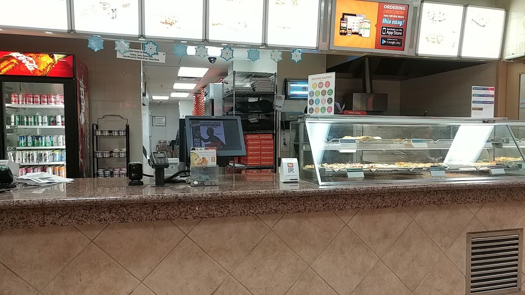 Pizza Pizza | 125 The Queensway B3, Etobicoke, ON M8Y 1H6, Canada | Phone: (416) 967-1111