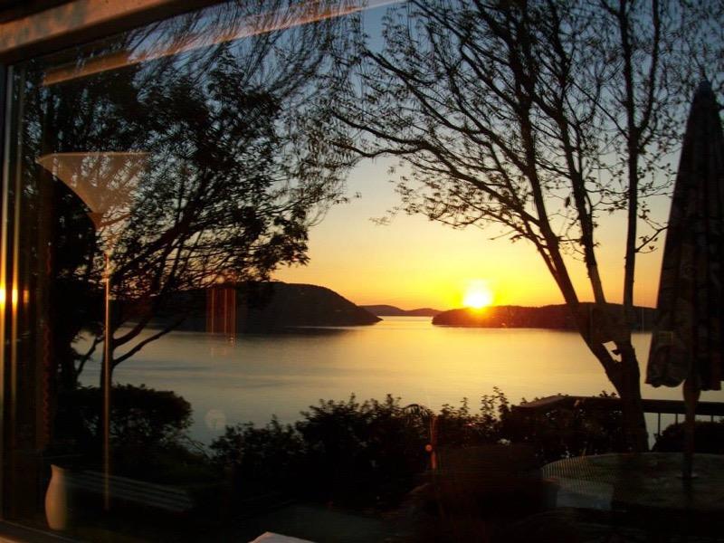 The Ship House | 12876 Marine Dr, Anacortes, WA 98221, USA | Phone: (360) 293-1093