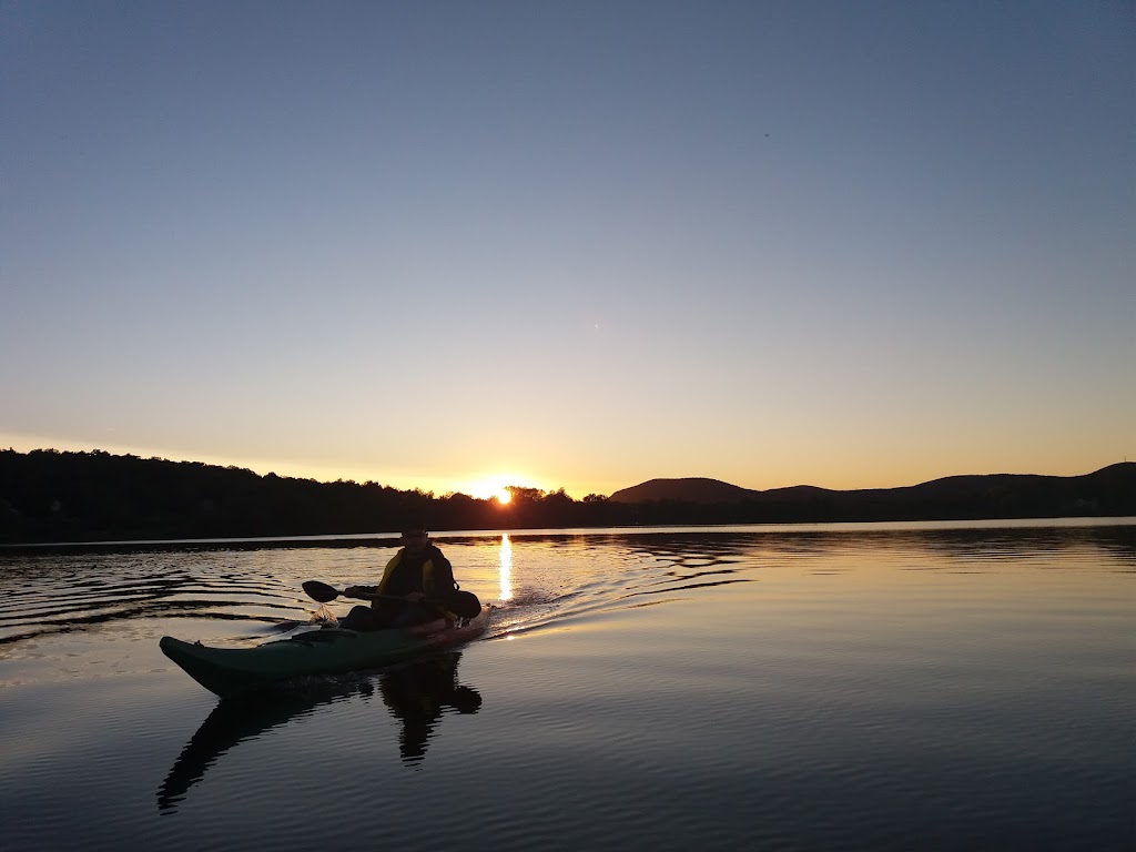 Chambourg-Sur-Le-Lac Domaine | 16 Rue du Brabant, Waterloo, QC J0E 2N0, Canada | Phone: (450) 539-4215