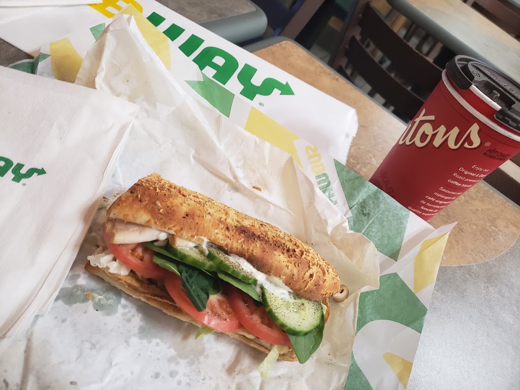 Subway | 118 Wyse Rd Dartmouth Shopping Center Store 6, Dartmouth, NS B3J 1N7, Canada | Phone: (902) 461-1114