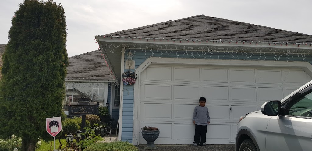 Johnston Heights Park | 9698 151 St, Surrey, BC V3R 8W7, Canada