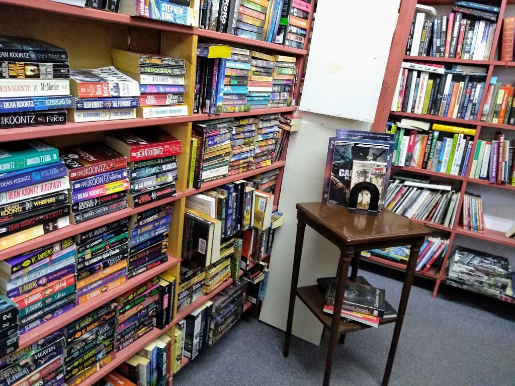 Dog-Eared Books | 1157 Henderson Hwy, Winnipeg, MB R2G 1L5, Canada | Phone: (204) 338-7042