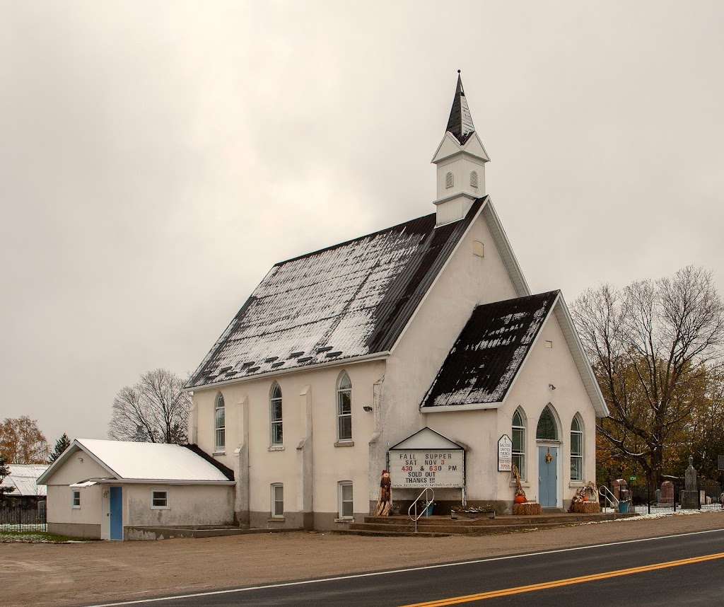 Dalston Crown Hill United Church | 1734 Penetanguishene Rd, Barrie, ON L4M 4Y8, Canada