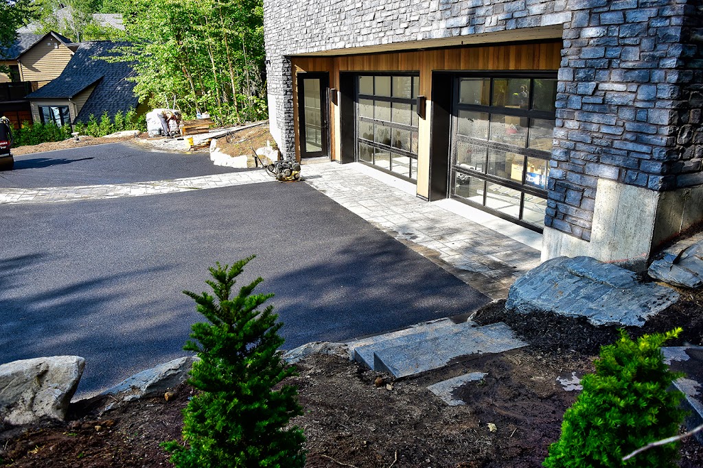 Pavage Ste-Foy | 100 Rue de Singapour, Saint-Augustin-de-Desmaures, QC G3A 0P5, Canada | Phone: (581) 981-3400