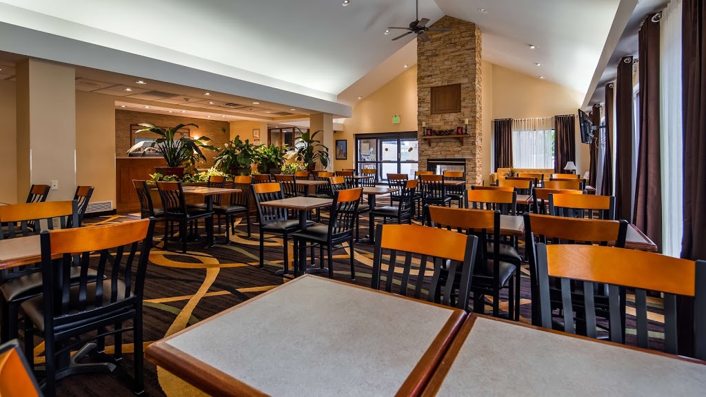 Best Western Plus Galleria Inn & Suites | 601 Dingens St, Cheektowaga, NY 14206, USA | Phone: (716) 896-2900
