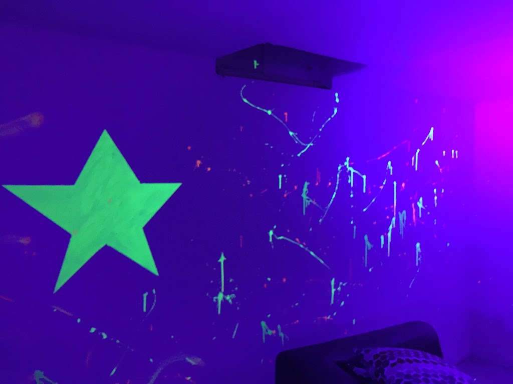 Fun zone oshawa | 20 Bond St W, Oshawa, ON L1G 1A2, Canada | Phone: (416) 226-8742