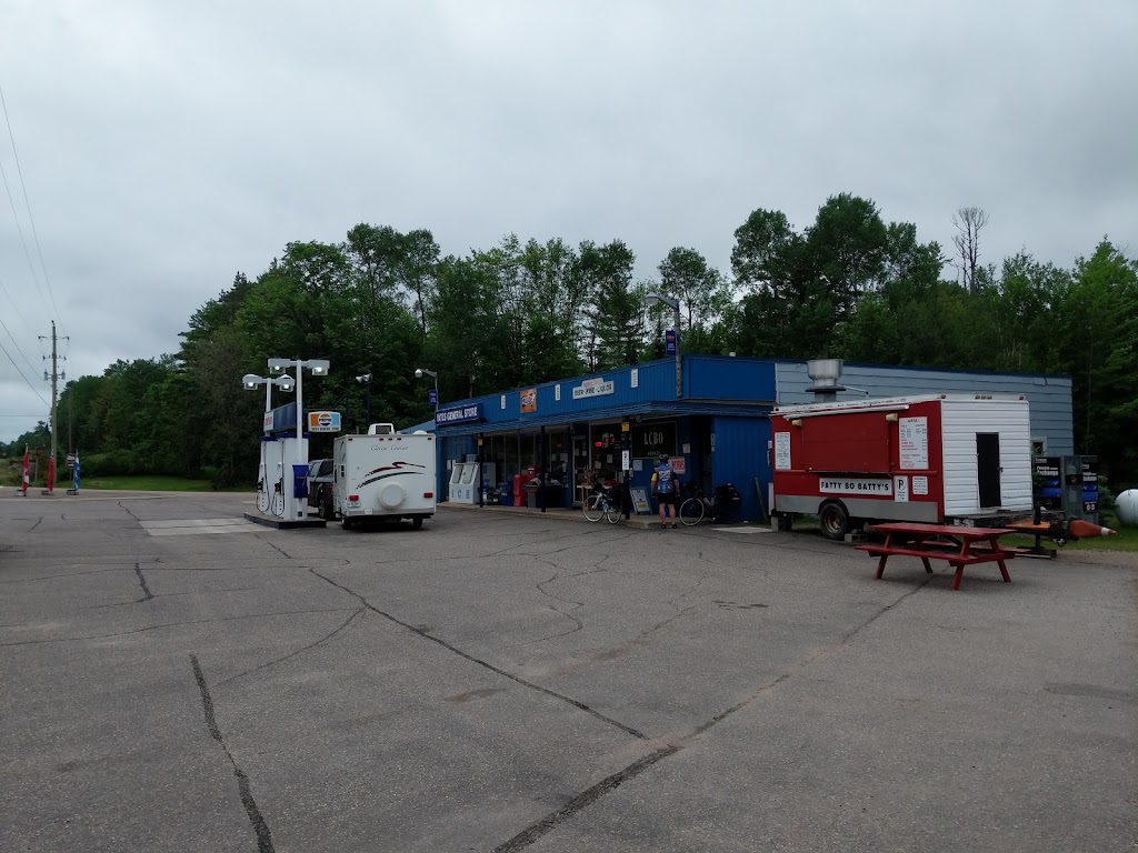 Yates General Store & Gas station | 40742 ON-17, Stonecliffe, ON K0J 2K0, Canada | Phone: (613) 586-2508