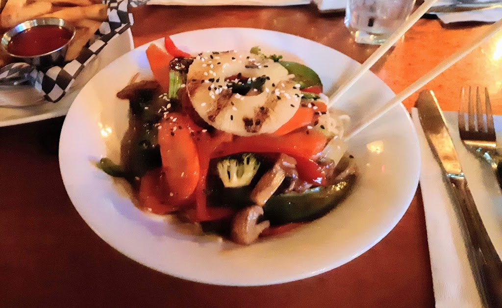 Blackfish Pub | 966 Venture Way, Gibsons, BC V0N 1V7, Canada | Phone: (604) 886-6682
