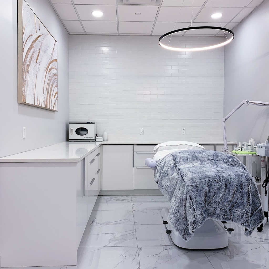 Sheer Beauty Bar | 11961 Jasper Ave, Edmonton, AB T5K 0P1, Canada | Phone: (780) 297-6201