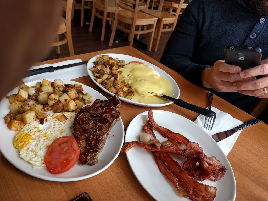 Sunset Grill | Fairview Mall A, 285 Geneva St f10, St. Catharines, ON L2N 2G1, Canada | Phone: (905) 935-2424