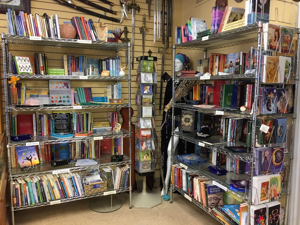 Earth and Sky Connection | book store | 11 Clapperton Street, Barrie, ON L4M 3E4, Canada | 7057397171 OR +1 705-739-7171