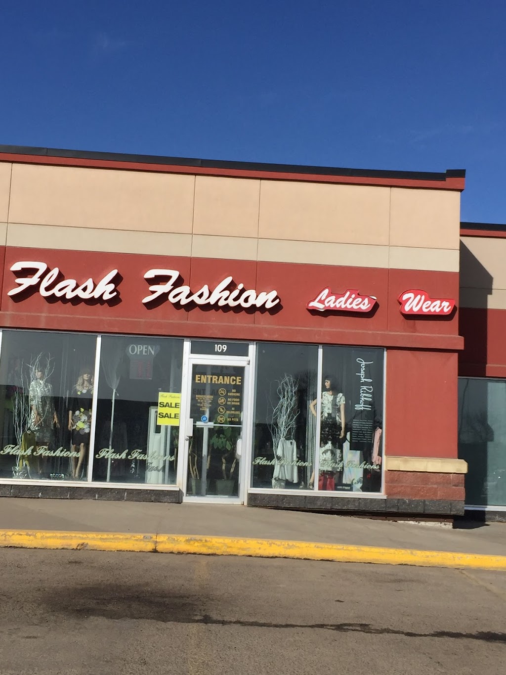 Flash Fashions | 392 St Albert Trail, St. Albert, AB T8N 5J9, Canada | Phone: (780) 459-6399