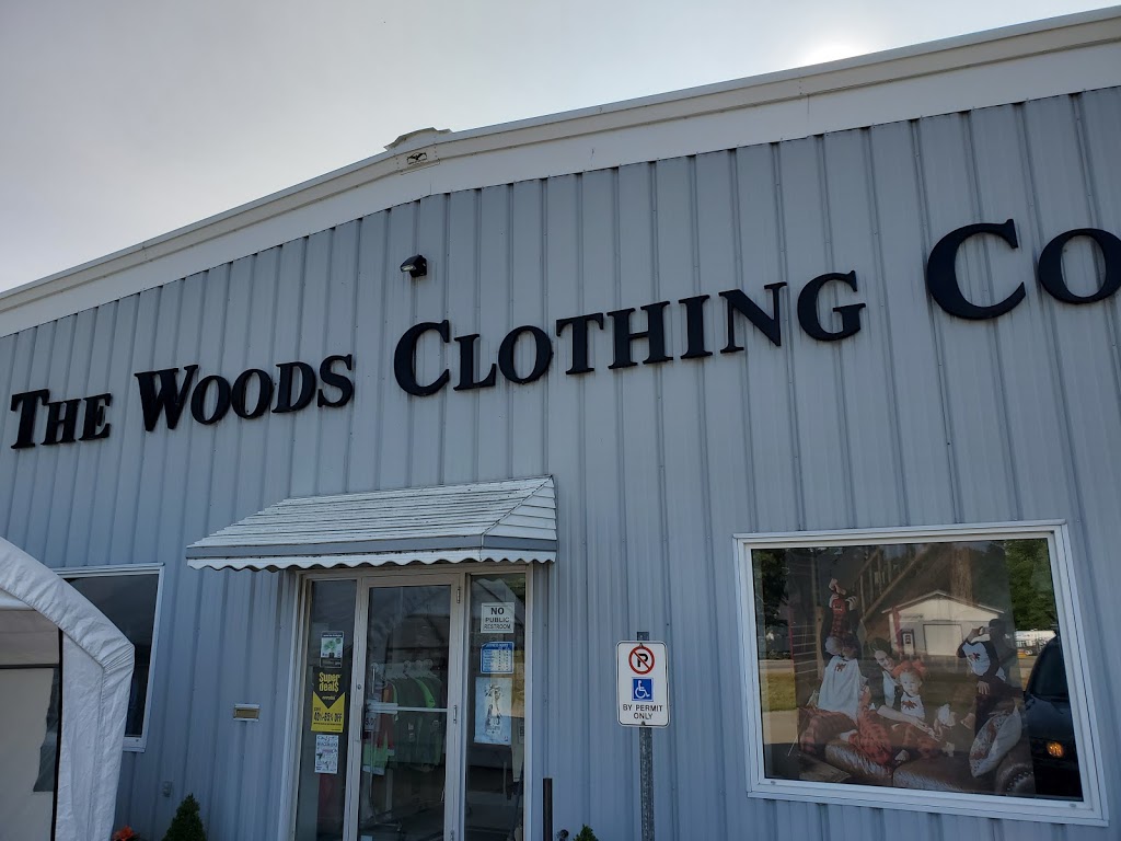 Woods Clothing Co | clothing store | 570 Ecclestone Dr, Bracebridge, ON P1L 1R2, Canada | 7056451737 OR +1 705-645-1737