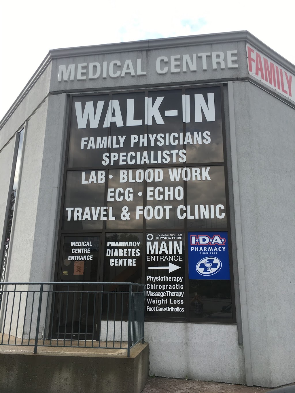 IDA - Boniface Park Pharmacy | 3545 Kingston Rd, Scarborough, ON M1M 1R7, Canada | Phone: (416) 264-0771