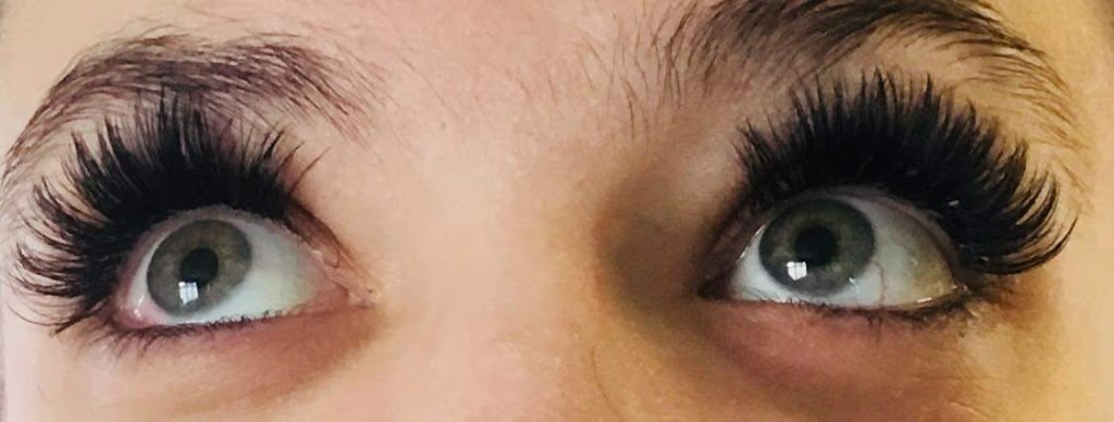 BobbiPinz hair and lash studio | 2133 20 Ave, Bowden, AB T0M 0K0, Canada | Phone: (403) 224-2005