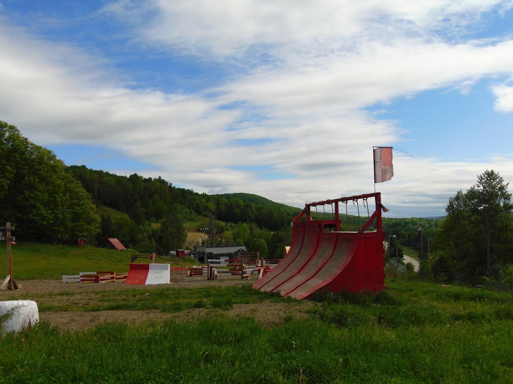 Parc du Mont Hatley | 4785 Ch de Capelton, Hatley, QC J0B 2C0, Canada | Phone: (819) 842-2447