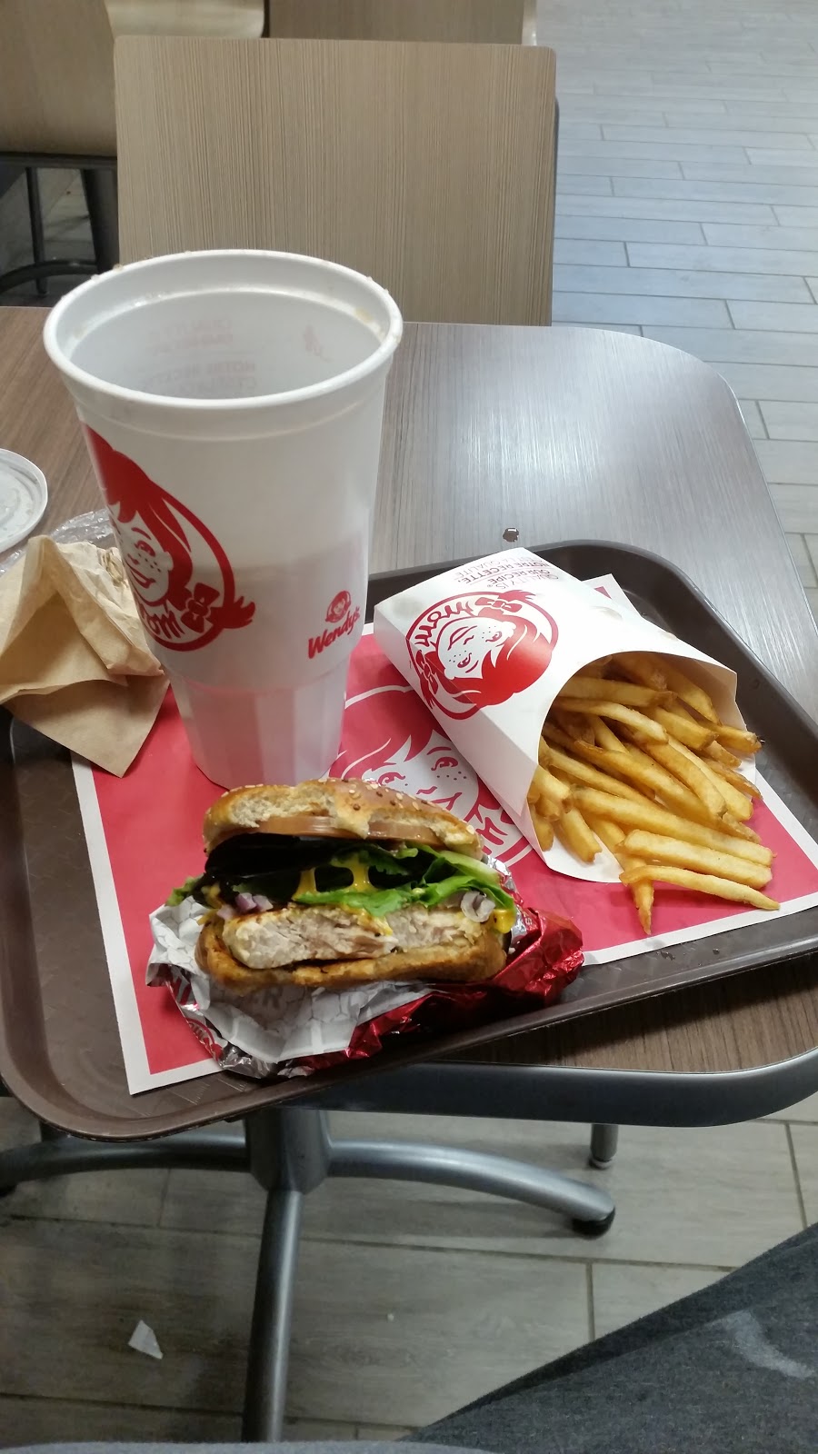 Wendys | 4912 56 St, Wetaskiwin, AB T9A 1V8, Canada | Phone: (780) 352-9350
