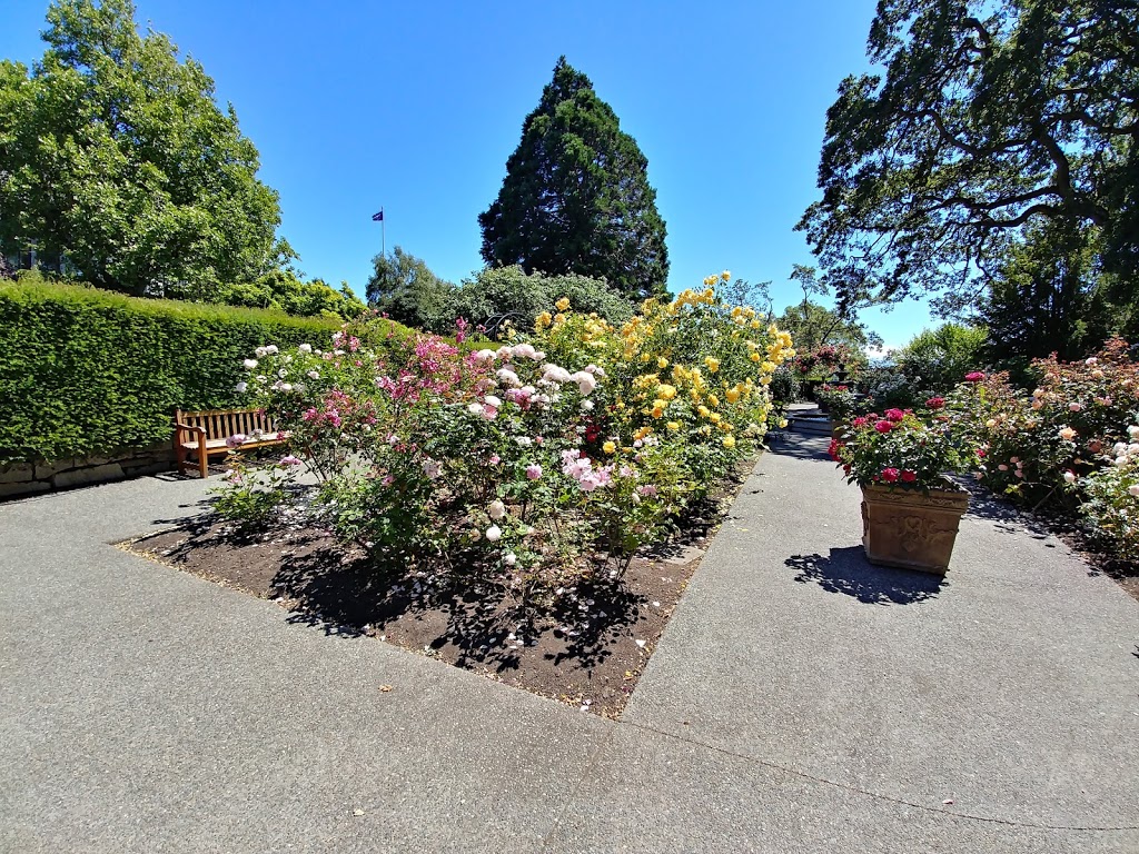 Sunken Rose Garden | park | 1401 Rockland Ave, Victoria, BC V8S 1V9, Canada