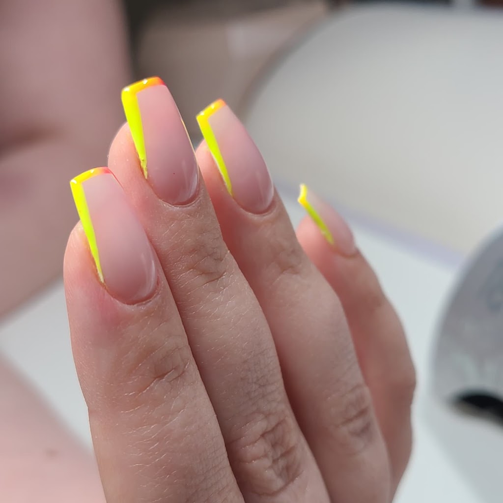 Royal Essence Nail studio | 11 Lloyd Gibson Crescent, Whitby, ON L1R 2H7, Canada | Phone: (647) 562-9687