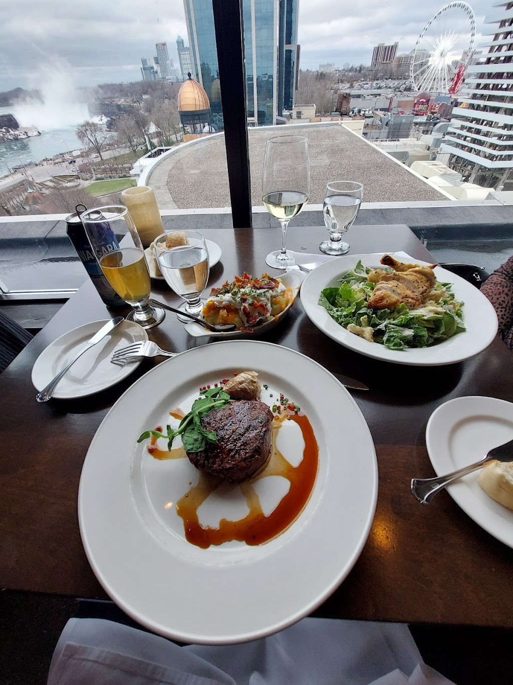 Prime Steakhouse Niagara Falls | 5685 Falls Ave, Niagara Falls, ON L2E 6W7, Canada | Phone: (905) 374-5219