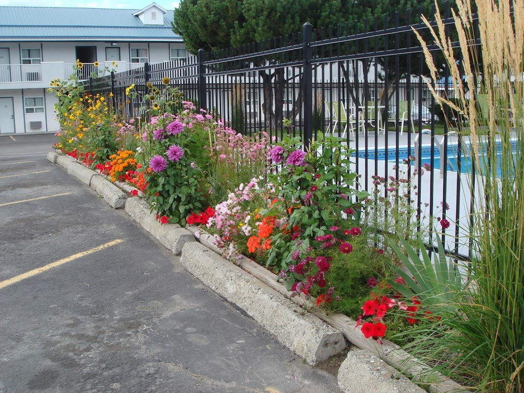 Grand Forks Inn | 2729 Central Ave, Grand Forks, BC V0H 1H2, Canada | Phone: (250) 442-2127
