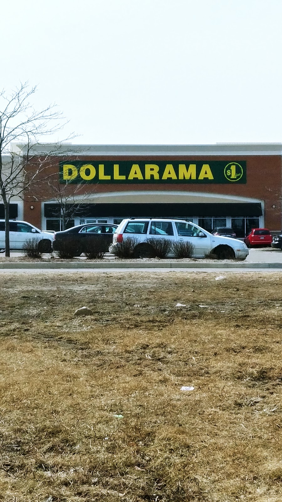 Dollarama | Woodlawn Centre, 49 Woodlawn Rd W, Guelph, ON N1H 1G8, Canada | Phone: (519) 837-8614