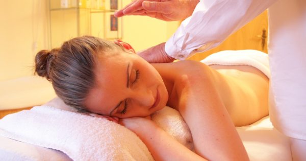 Massage Thérapeutique Nicole Renaud | 561 18e Ave, Lachine, QC H8S 3R3, Canada | Phone: (514) 634-1515