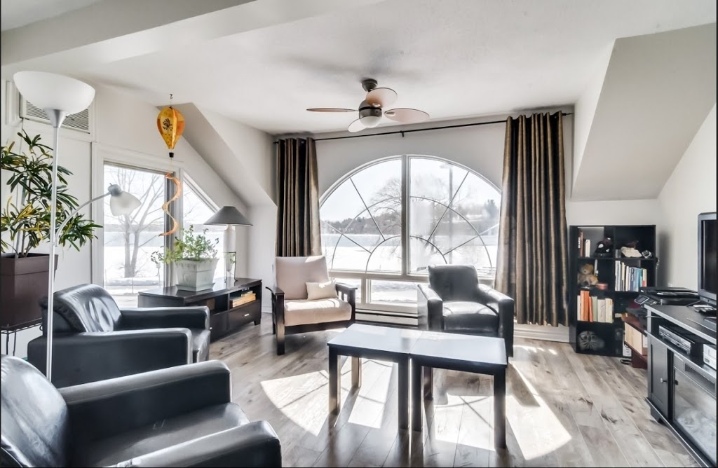 Kokomo Inn aux Berges des Outaouais | 1175 Rue Jacques-Cartier, Gatineau, QC J8T 2W3, Canada | Phone: (819) 561-5241