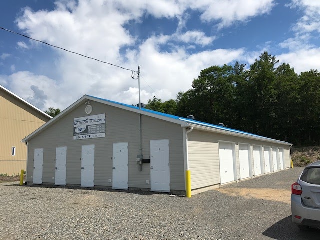 MiniEntrepôTruc | Location dentrepôt, 3010 Place des Entreprises, Sainte-Julienne, QC J0K 2T0, Canada | Phone: (514) 778-8782