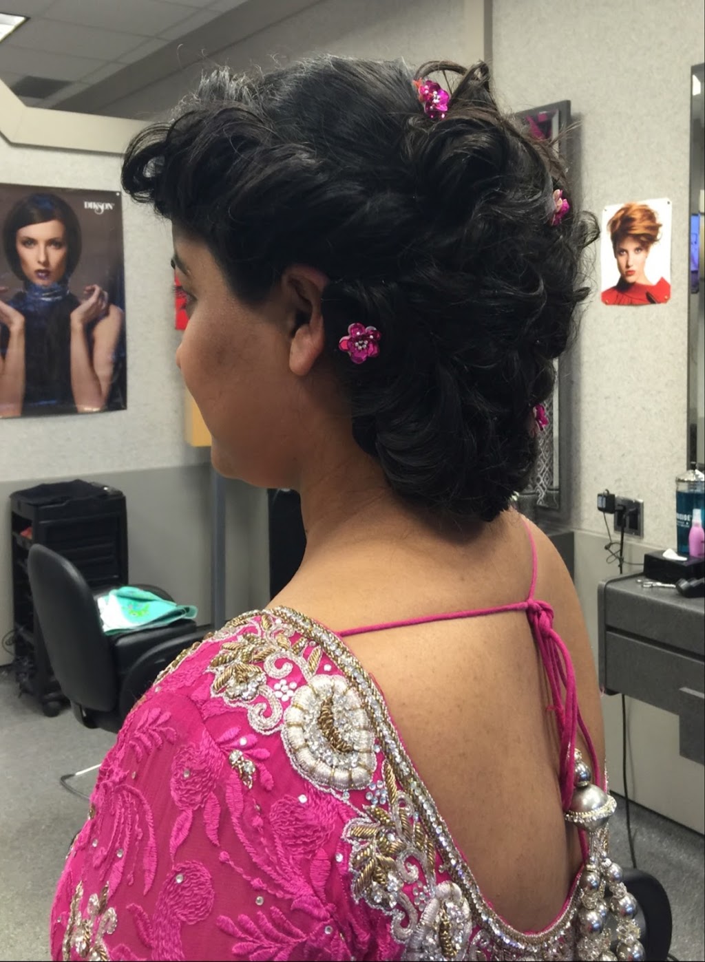 Indo Canada Beauty Salon & Spa | 3899 Trelawny Cir, Mississauga, ON L5N 6S3, Canada | Phone: (905) 785-8350