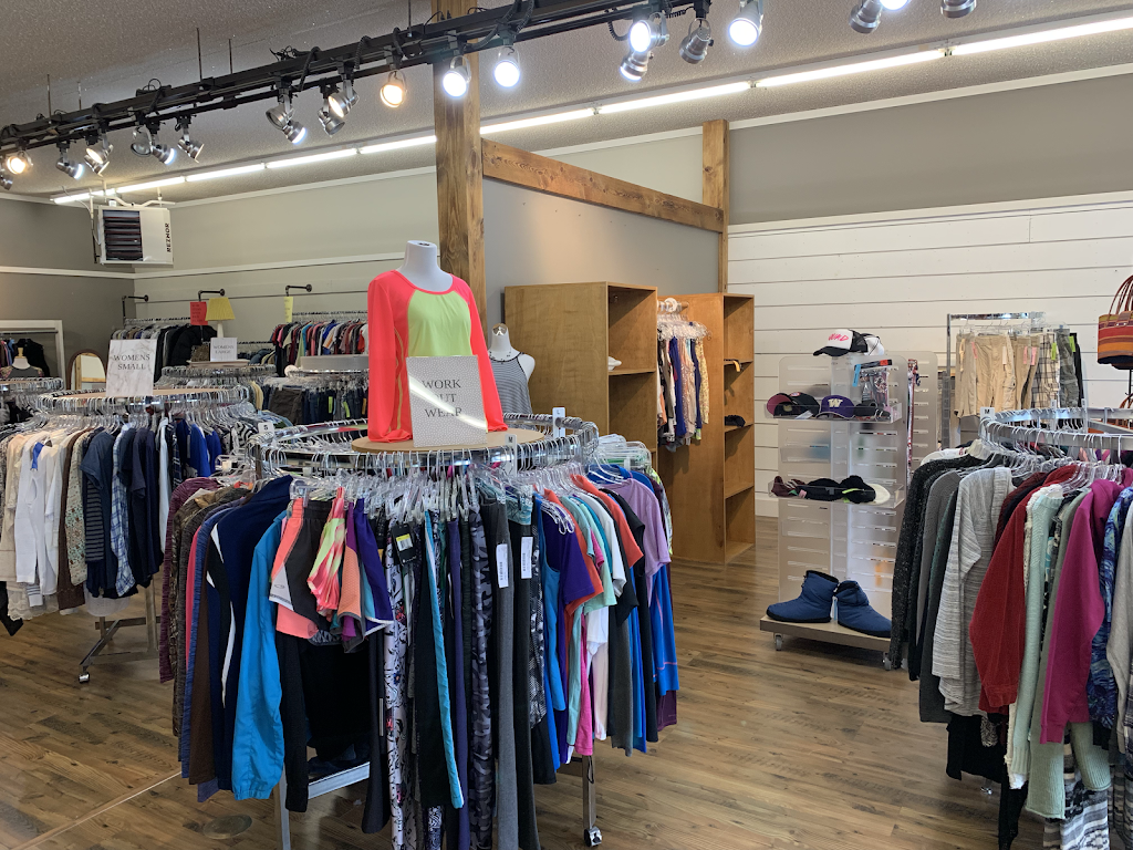 Family Outfitters | 6931 Hannegan Rd, Lynden, WA 98264, USA | Phone: (360) 746-6671