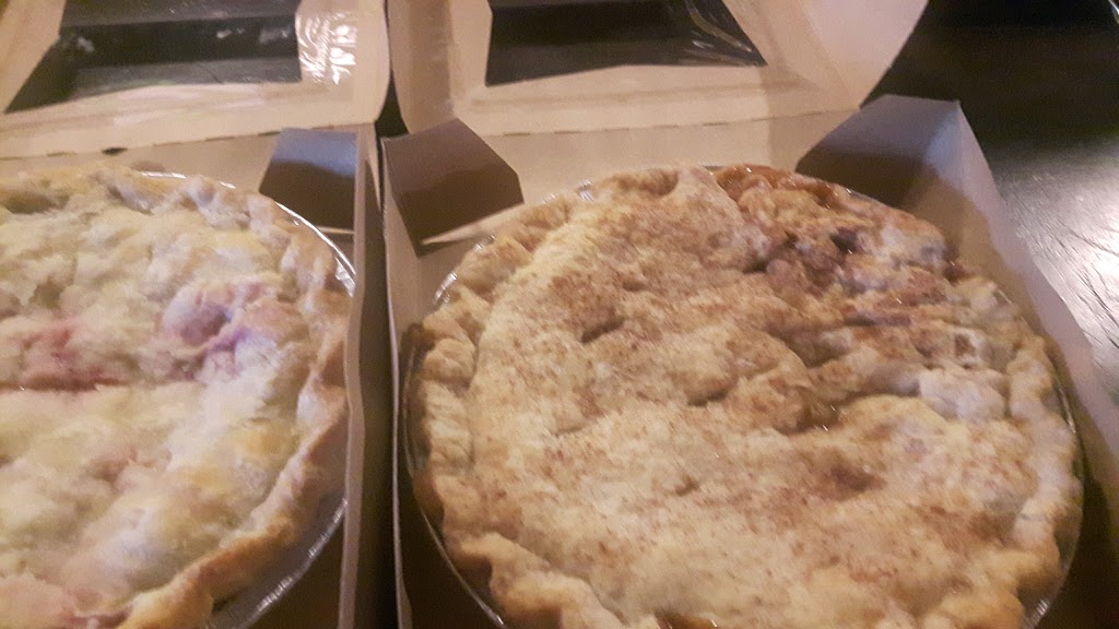 Boars Nest | 229 Lewis St, Cardinal, ON K0E 1E0, Canada | Phone: (613) 657-8815