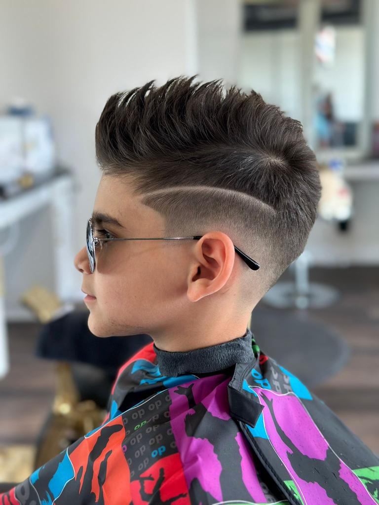 Youzarseef Salon | 3615 Uplands Dr, Ottawa, ON K1V 2S4, Canada | Phone: (613) 252-5787