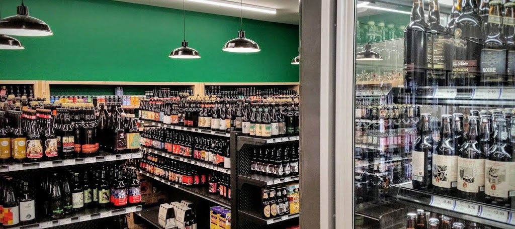Peluso Beaubien : Bières Micro-Brasserie | 251 Rue Beaubien E, Montréal, QC H2S 1R7, Canada | Phone: (514) 379-1343