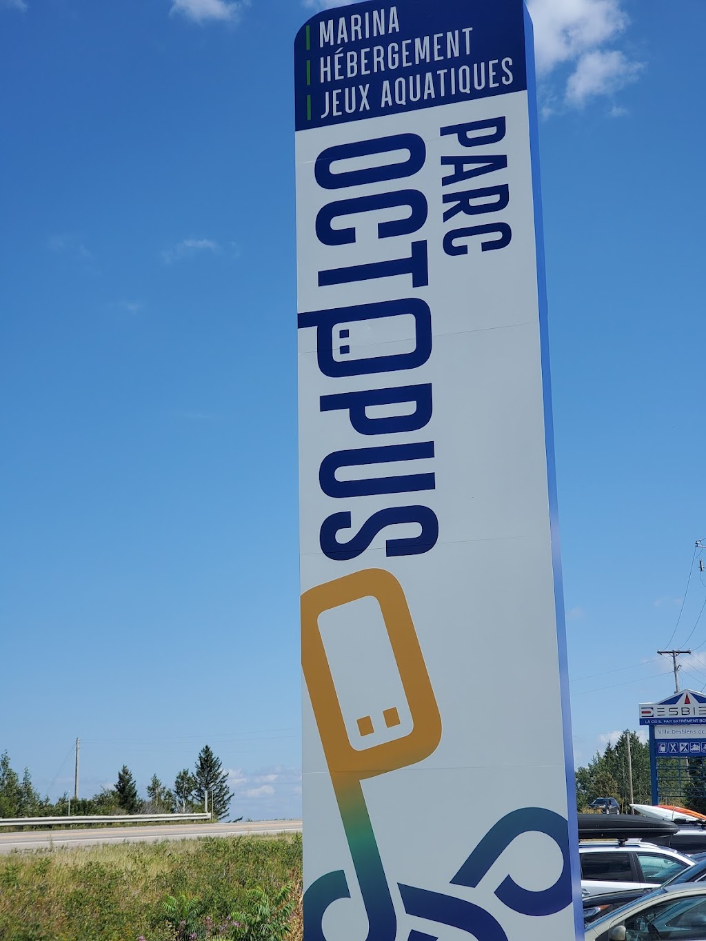 Parc Octopus | 255 Rue du Quai, Desbiens, QC G0W 1N0, Canada | Phone: (581) 221-2487