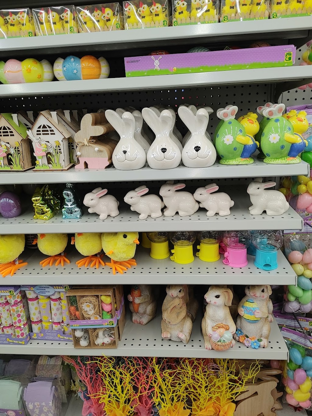 Dollarama | 2360 Boulevard Ste Sophie, Sainte-Sophie, QC J5J 2V3, Canada | Phone: (450) 438-8797