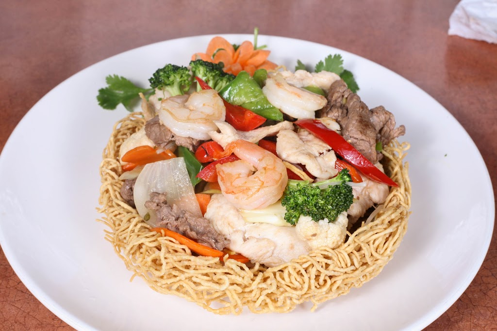 Saigon Maxim | 8338 18 St SE, Calgary, AB T2C 4E4, Canada | Phone: (587) 353-0033