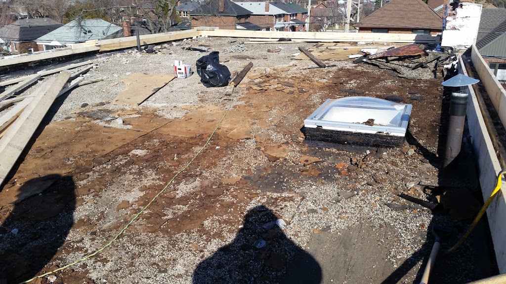 Alps Roofing & Construction | 4050 Dixie Rd, Mississauga, ON L4W 5H4, Canada | Phone: (647) 280-0401