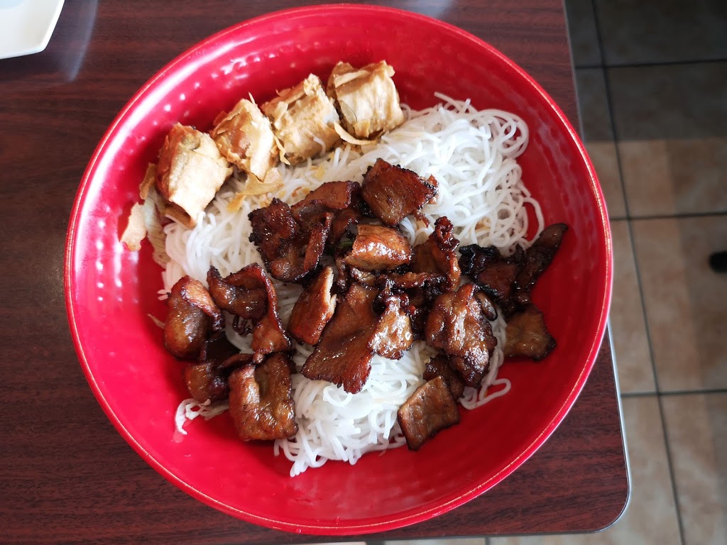 Pho Bo Saigon | 380 Bovaird Dr E, Brampton, ON L6Z 2S7, Canada | Phone: (905) 846-7250