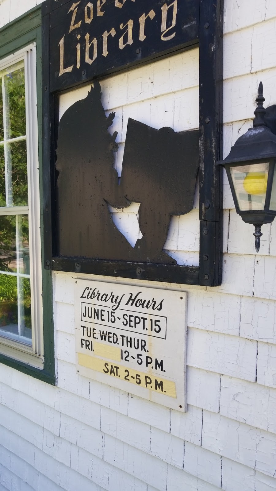 Zoé Vallé Memorial Library | 63 Regent St, Chester, NS B0J 1J0, Canada | Phone: (902) 273-2526