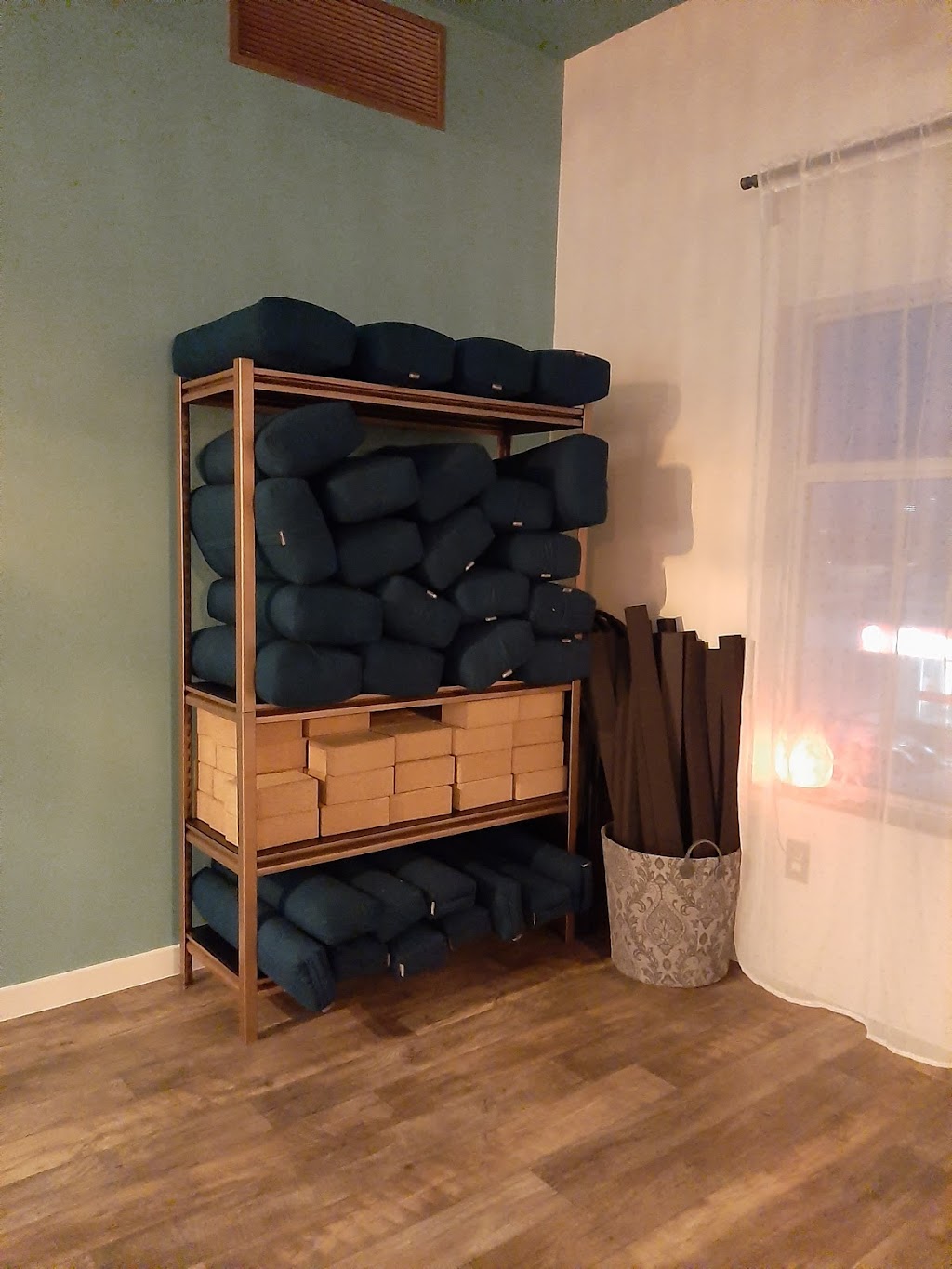 HeartFelt Yoga | 5025 Parkwood Rd #203, Blackfalds, AB T0M 0J0, Canada | Phone: (403) 885-9849