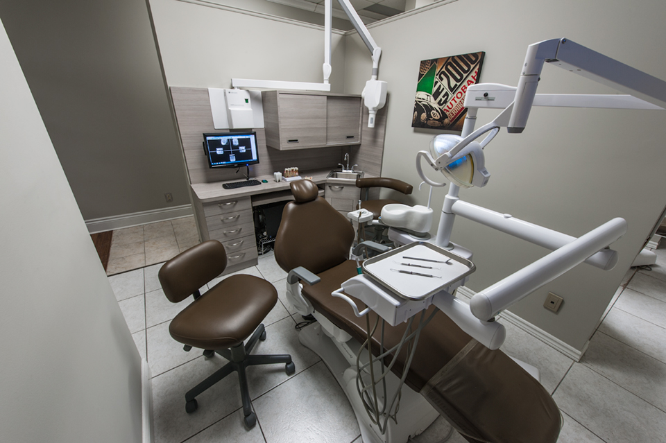Main Street Dental | 320 Main St N, Brampton, ON L6V 4A3, Canada | Phone: (905) 456-9200